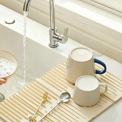Tri-Fold Sloped Drain & Heat Insulation Mat – Space-Saving & Practical