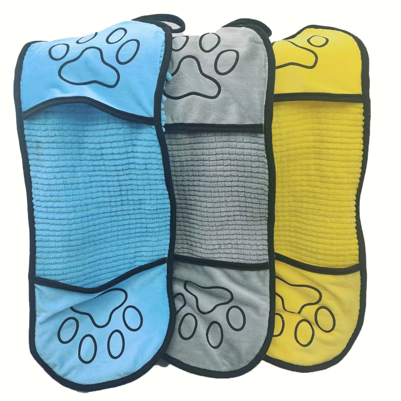 DryPaws Pet Towel – Coral Fleece Comfort & Strong Absorption