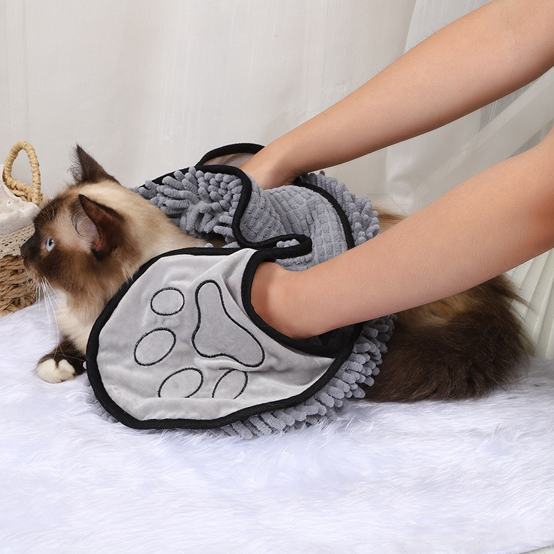 DryPaws Pet Towel – Coral Fleece Comfort & Strong Absorption